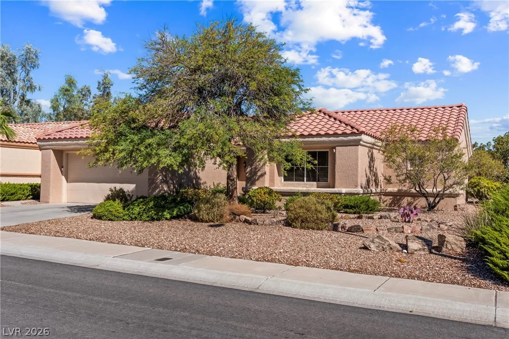 9408 Yucca Blossom, Las Vegas, NV 89134