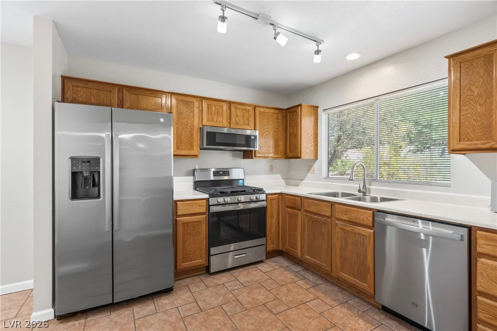 9408 Yucca Blossom, Las Vegas, NV 89134