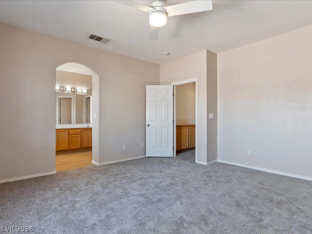 1732 Mizzenmast, North Las Vegas, NV 89032