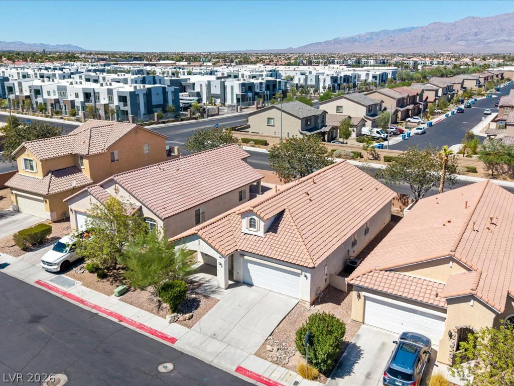 1732 Mizzenmast, North Las Vegas, NV 89032