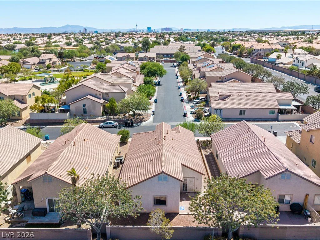 1732 Mizzenmast, North Las Vegas, NV 89032