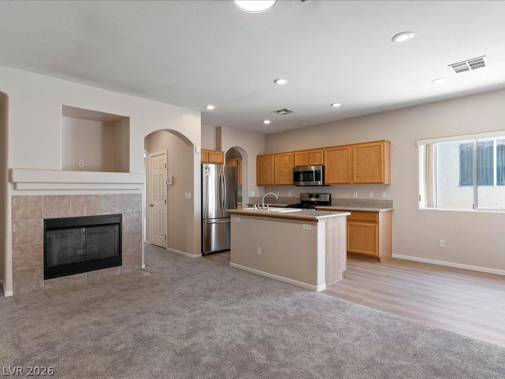 1732 Mizzenmast, North Las Vegas, NV 89032