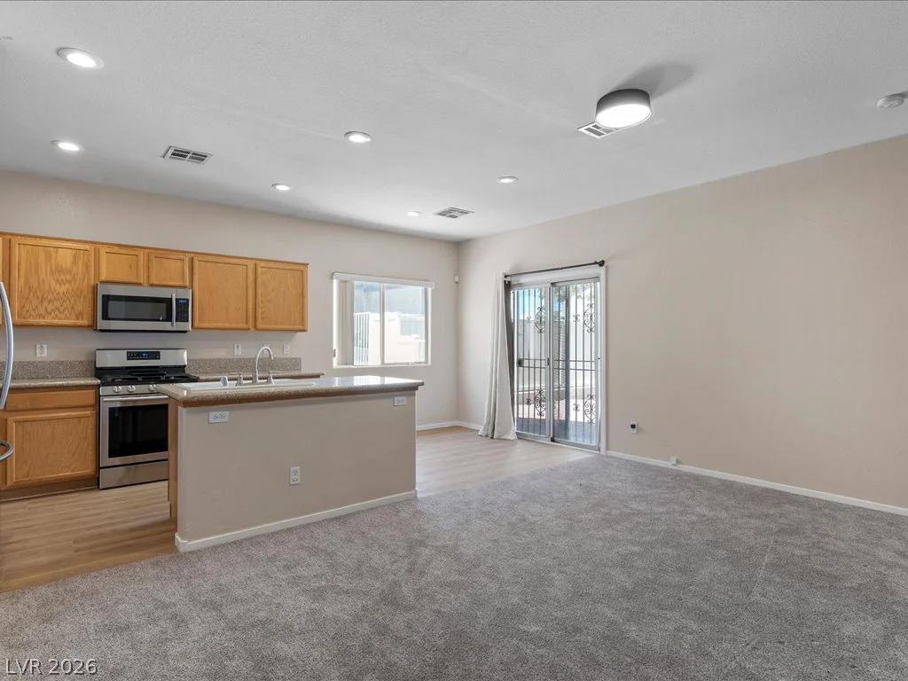 1732 Mizzenmast, North Las Vegas, NV 89032