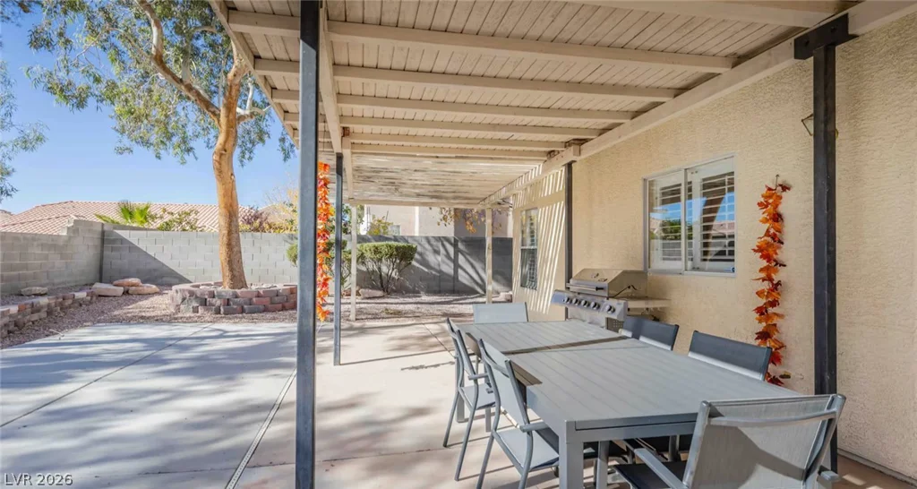 9021 Debonair, Las Vegas, NV 89147