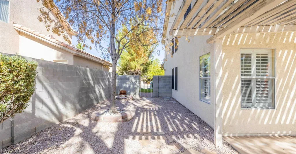 9021 Debonair, Las Vegas, NV 89147