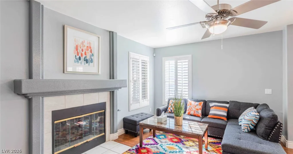 9021 Debonair, Las Vegas, NV 89147