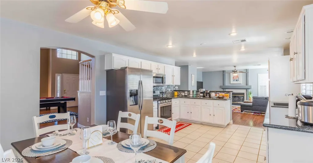9021 Debonair, Las Vegas, NV 89147