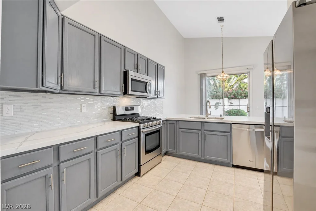 1620 Shadow Dancer, Las Vegas, NV 89128