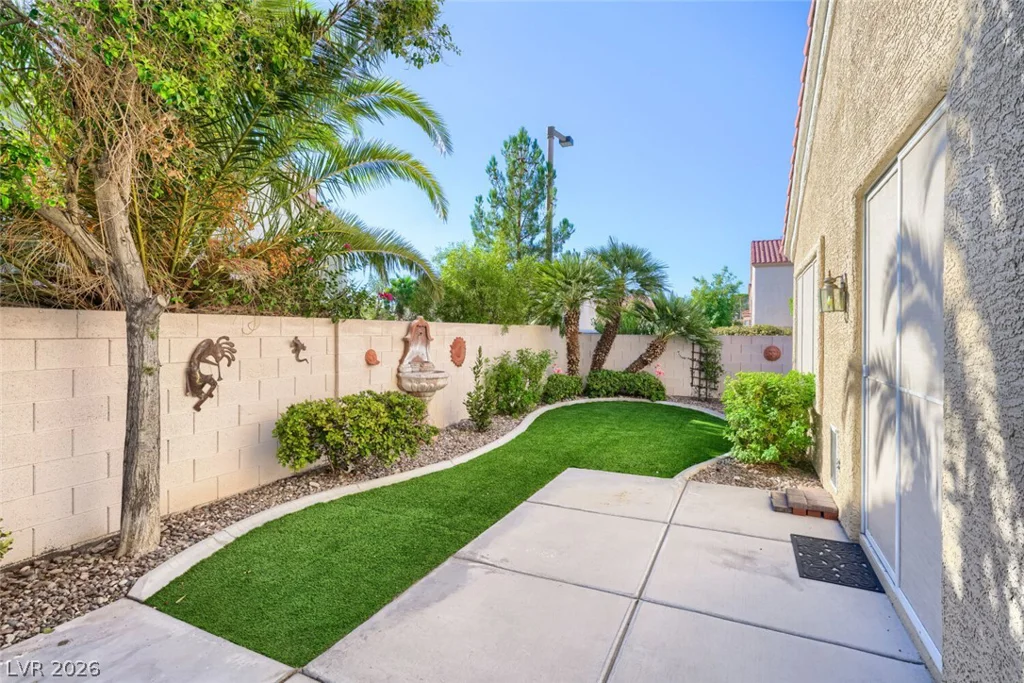 1620 Shadow Dancer, Las Vegas, NV 89128