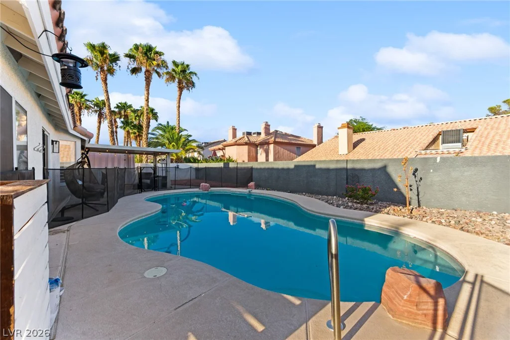 3720 Dorrington, Las Vegas, NV 89129