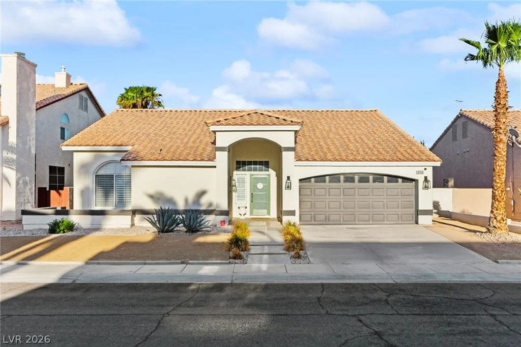 3720 Dorrington, Las Vegas, NV 89129