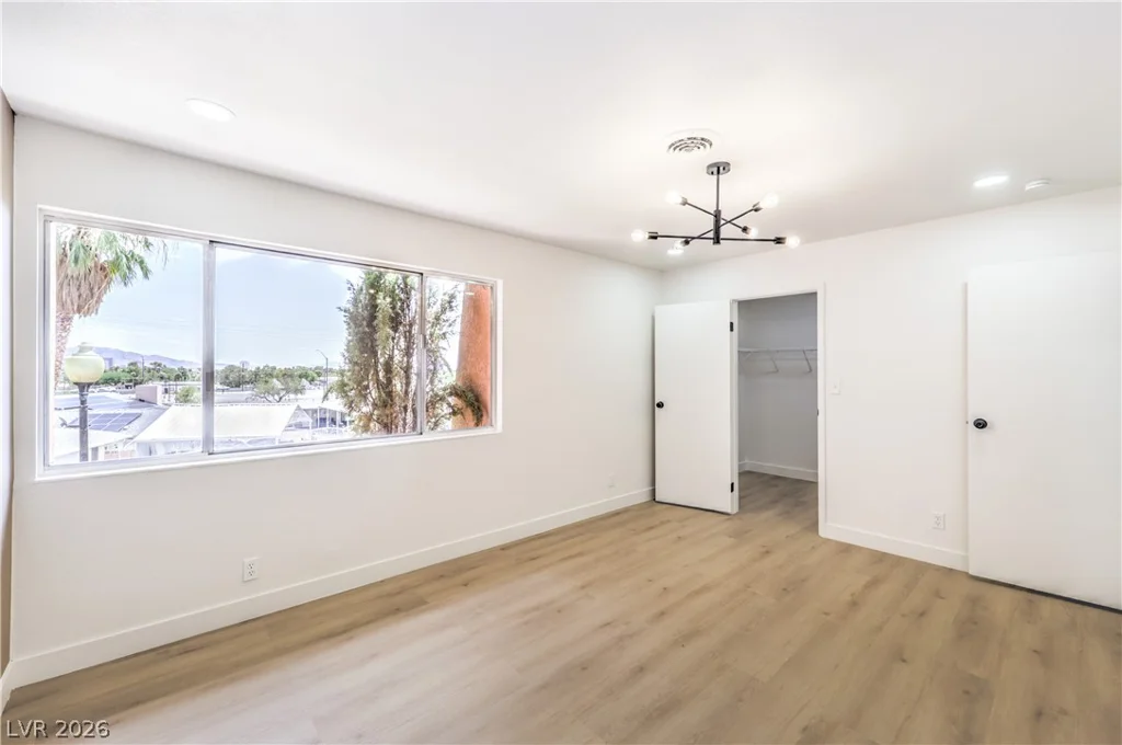 513 Starfire, Las Vegas, NV 89107