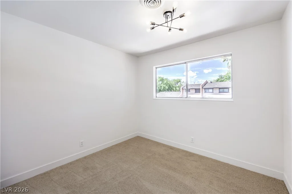 513 Starfire, Las Vegas, NV 89107