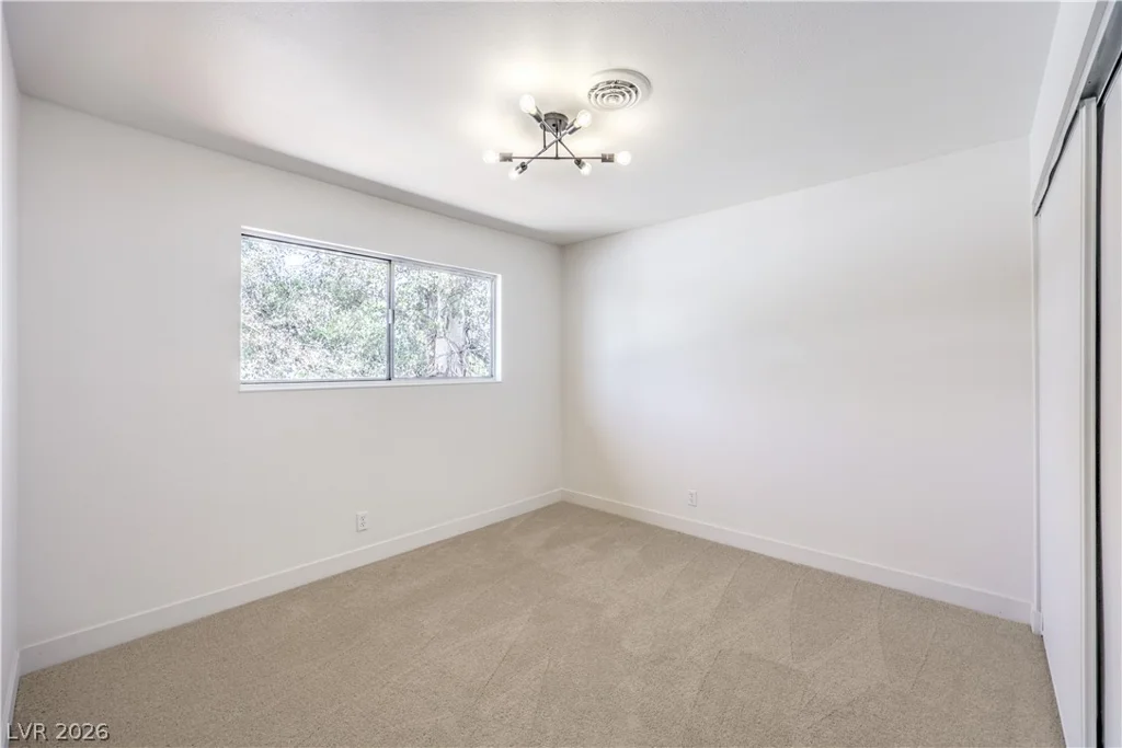 513 Starfire, Las Vegas, NV 89107