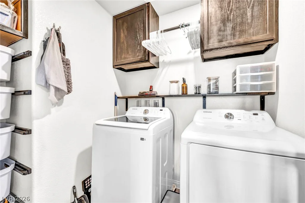 2594 Canary Yellow, North Las Vegas, NV 89086