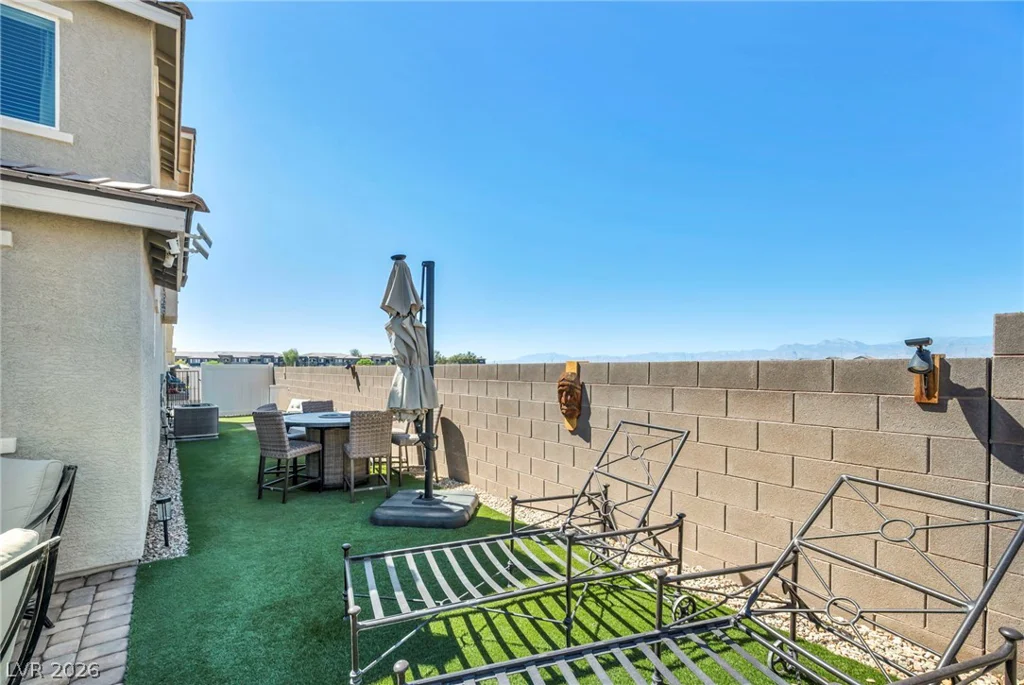 2594 Canary Yellow, North Las Vegas, NV 89086