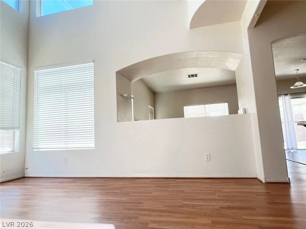 7941 Blue Brook, Las Vegas, NV 89147