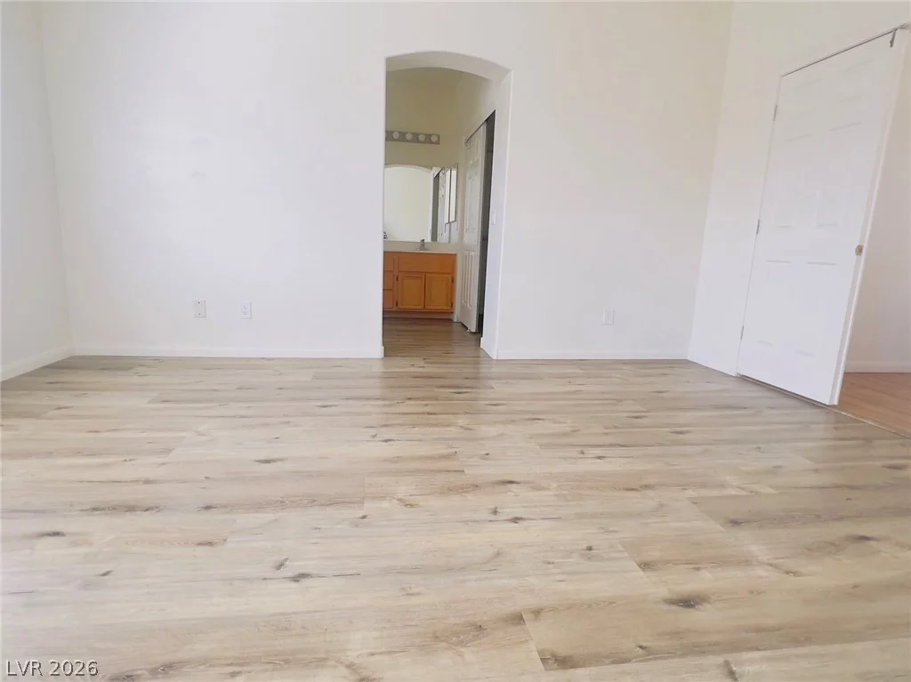 7941 Blue Brook, Las Vegas, NV 89147