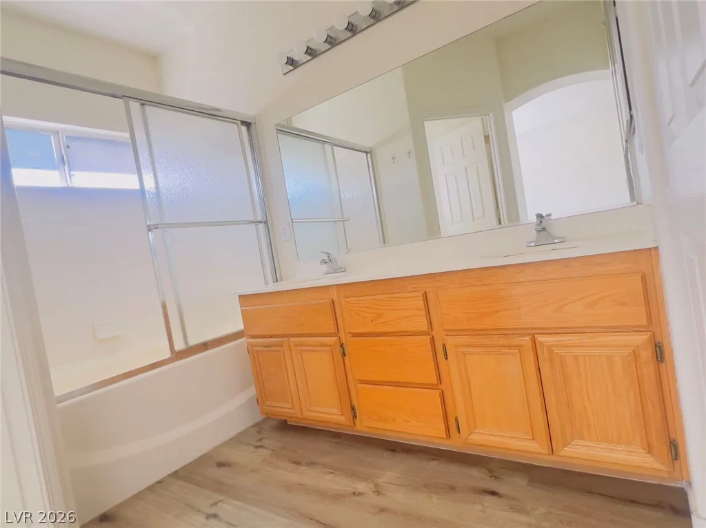 7941 Blue Brook, Las Vegas, NV 89147
