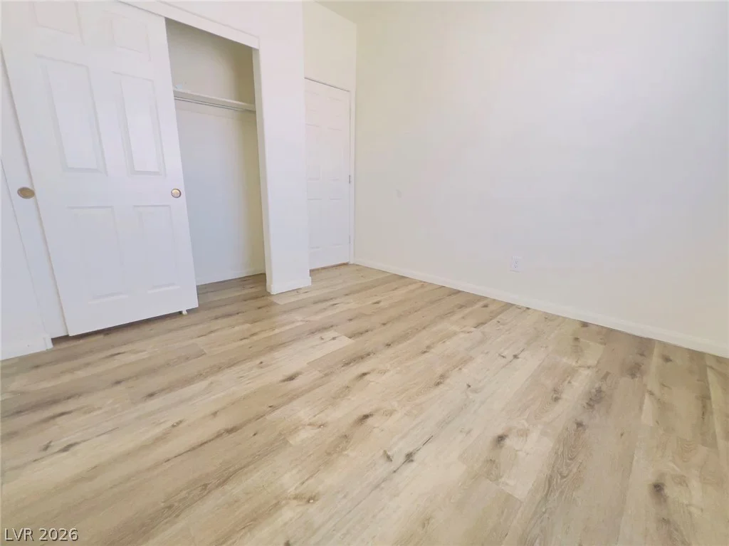 7941 Blue Brook, Las Vegas, NV 89147