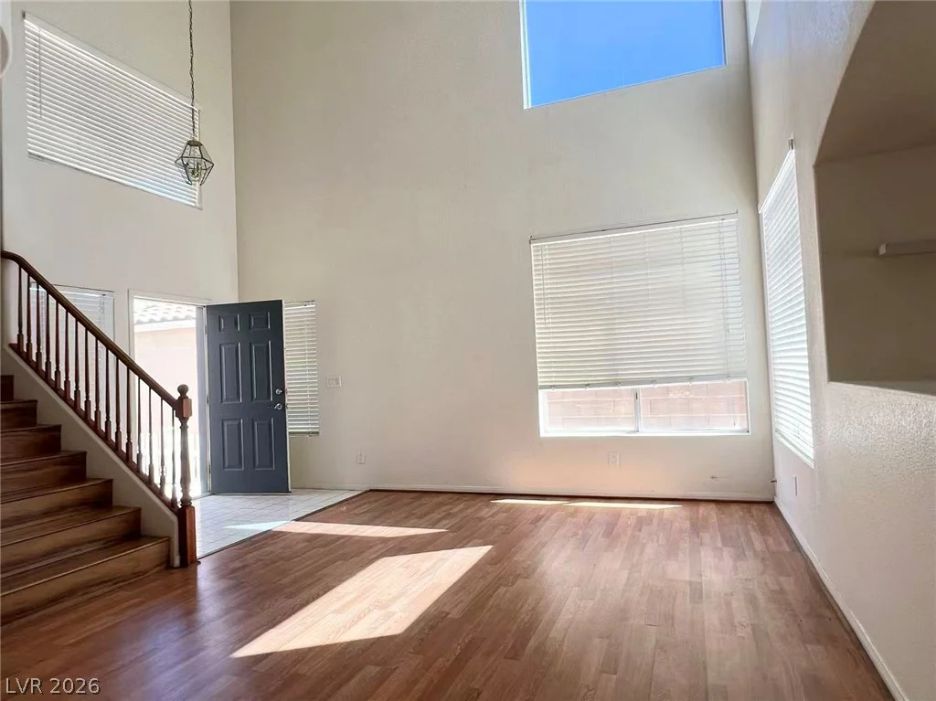 7941 Blue Brook, Las Vegas, NV 89147