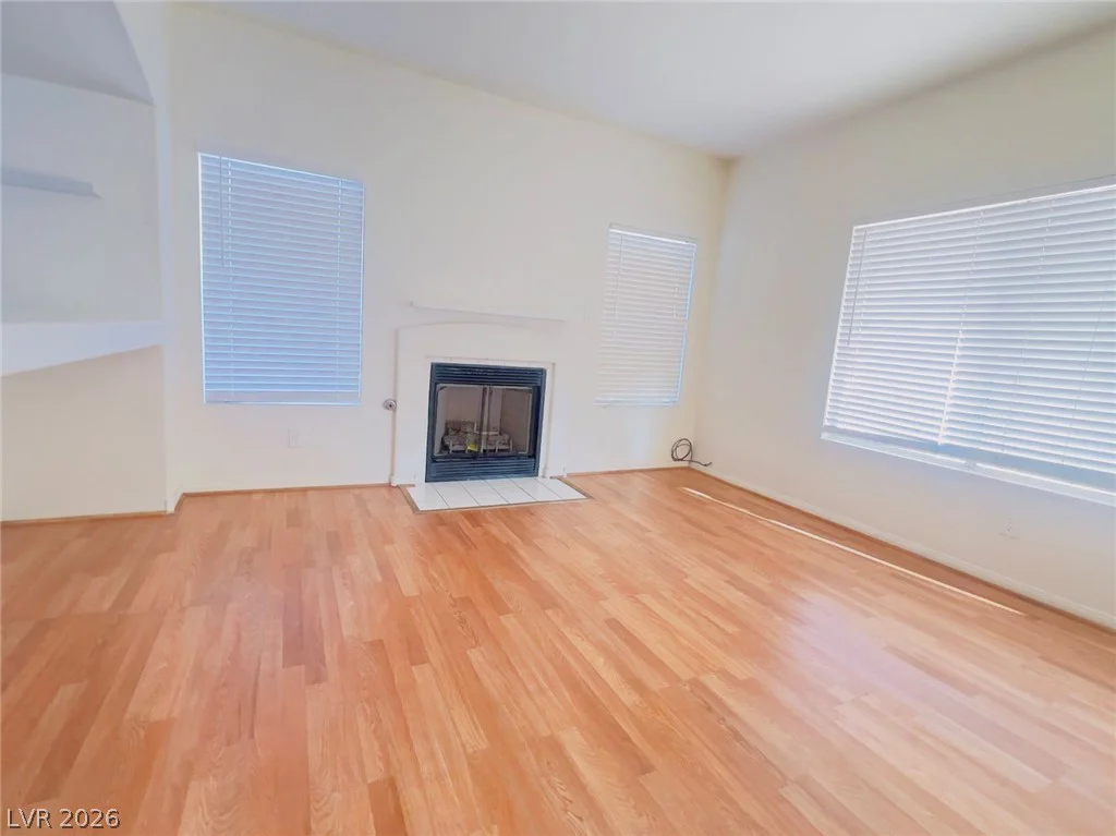 7941 Blue Brook, Las Vegas, NV 89147