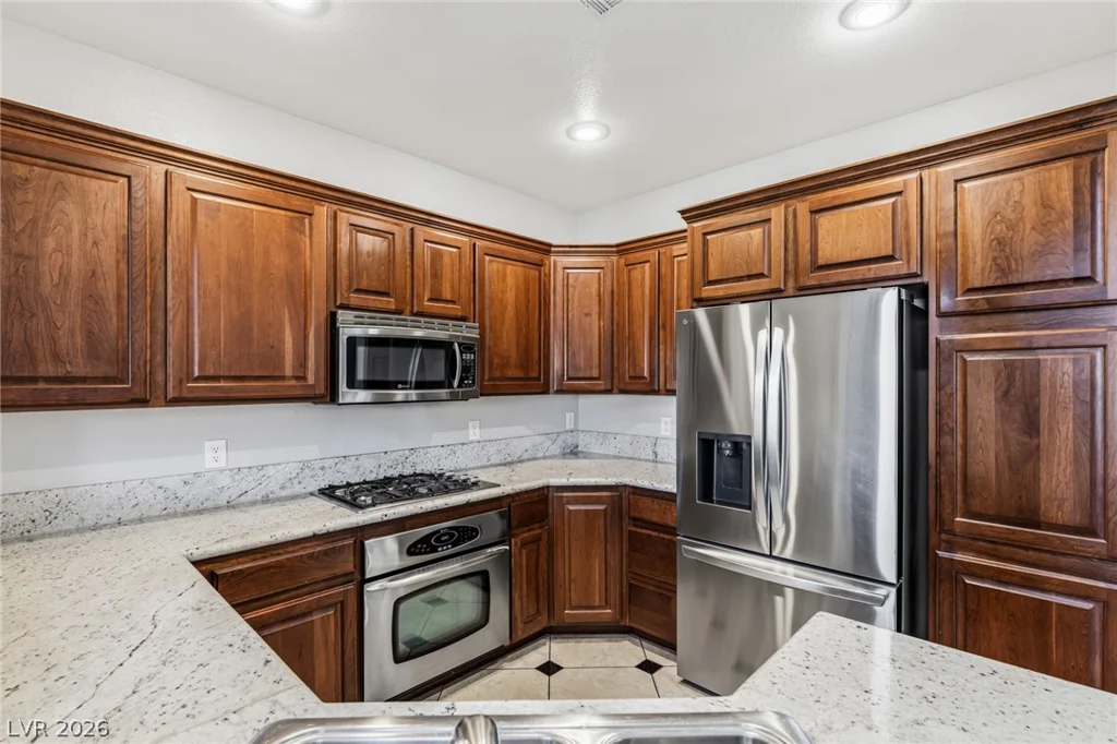 11489 Belmont Lake, Las Vegas, NV 89135