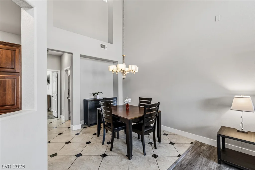 11489 Belmont Lake, Las Vegas, NV 89135