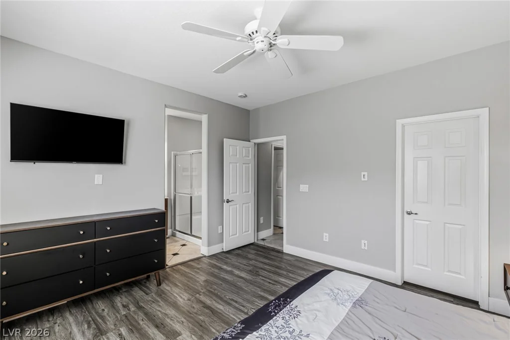 11489 Belmont Lake, Las Vegas, NV 89135