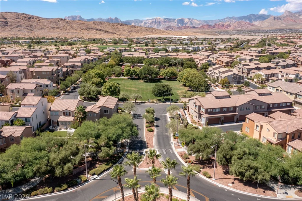 11489 Belmont Lake, Las Vegas, NV 89135