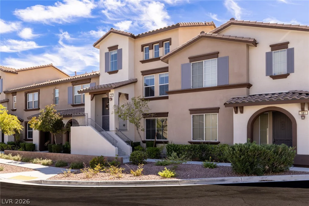 11489 Belmont Lake, Las Vegas, NV 89135