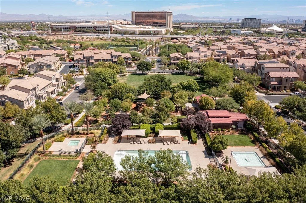 11489 Belmont Lake, Las Vegas, NV 89135