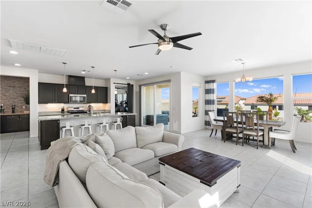 4558 Eagle Nest Peak, Las Vegas, NV 89129