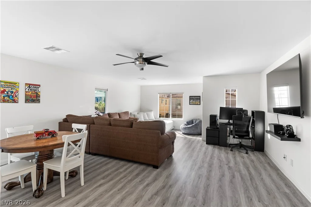 4558 Eagle Nest Peak, Las Vegas, NV 89129
