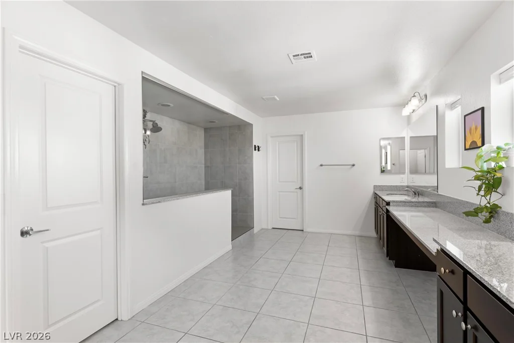 4558 Eagle Nest Peak, Las Vegas, NV 89129