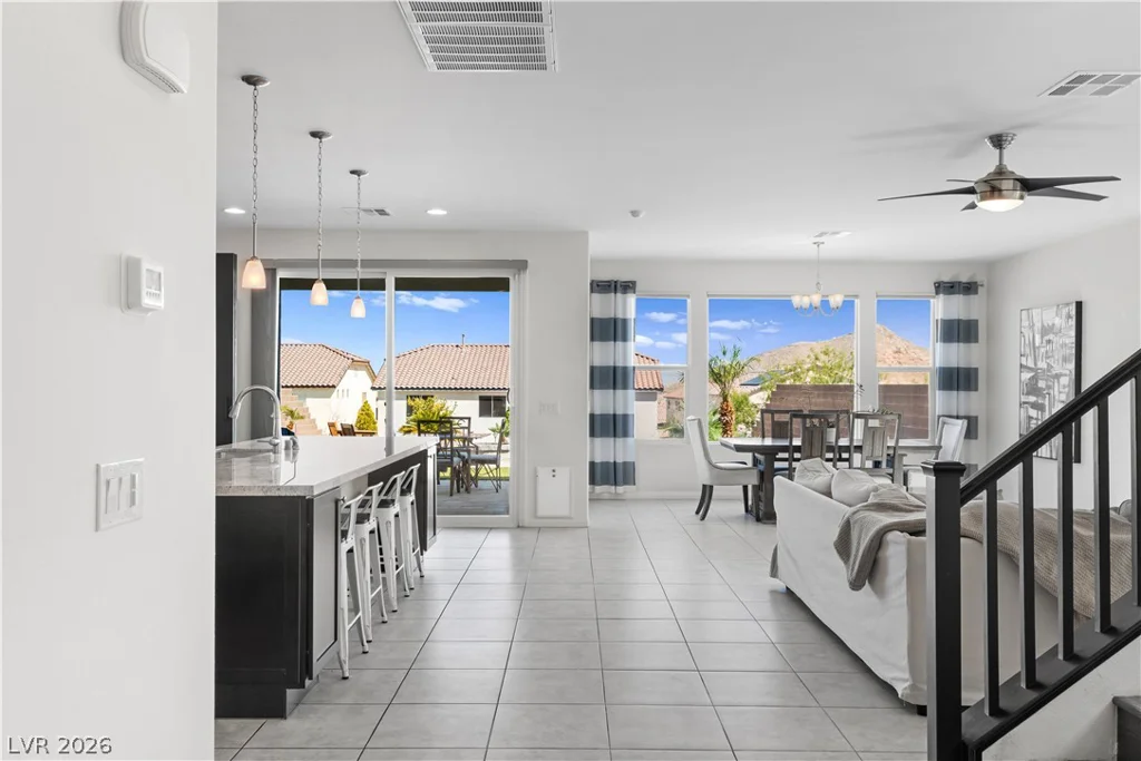 4558 Eagle Nest Peak, Las Vegas, NV 89129