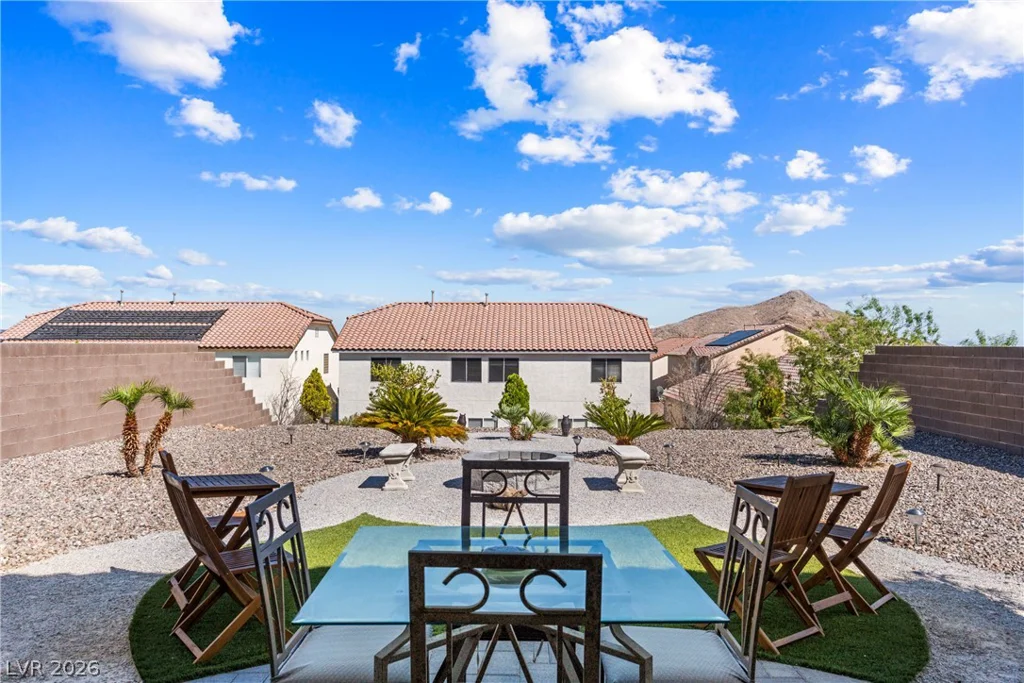 4558 Eagle Nest Peak, Las Vegas, NV 89129