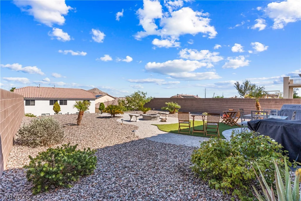 4558 Eagle Nest Peak, Las Vegas, NV 89129