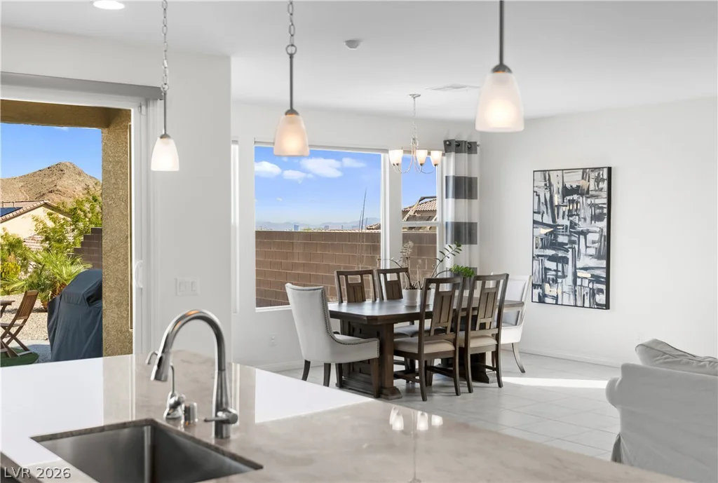 4558 Eagle Nest Peak, Las Vegas, NV 89129