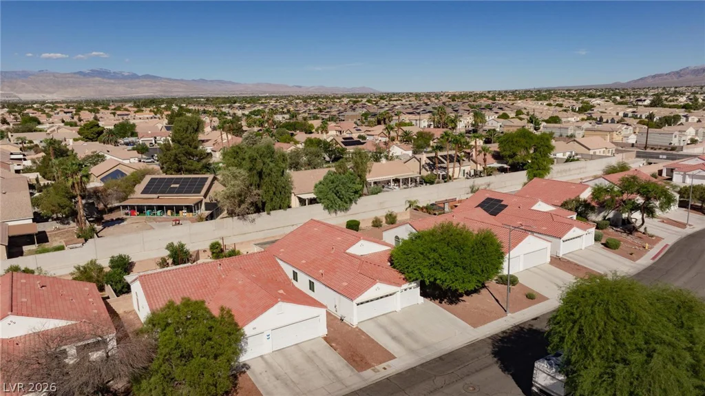 4717 Mountain Tree, North Las Vegas, NV 89031