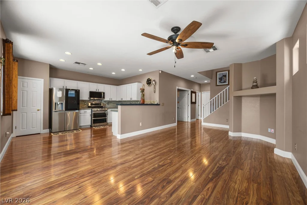 8148 Tilkuni, Las Vegas, NV 89166