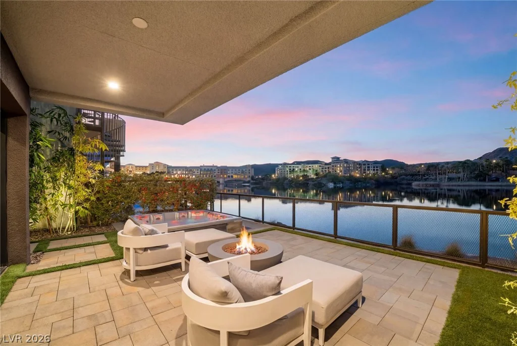 34 Lakefront, Henderson, NV 89011