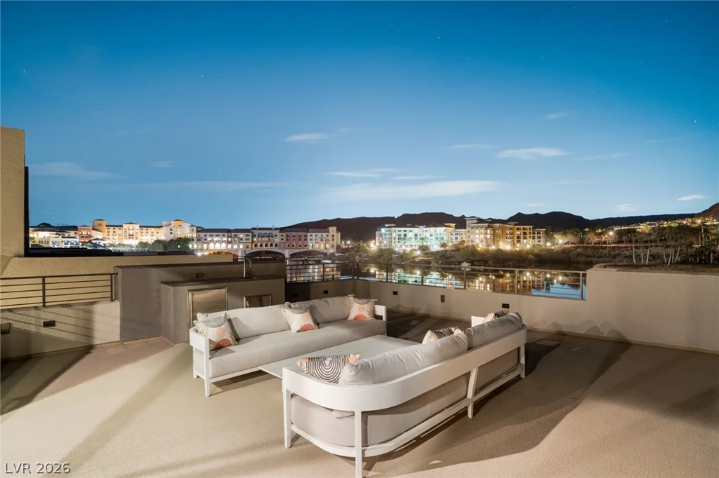 34 Lakefront, Henderson, NV 89011