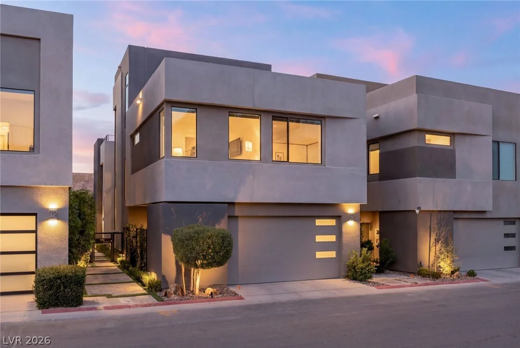 34 Lakefront, Henderson, NV 89011