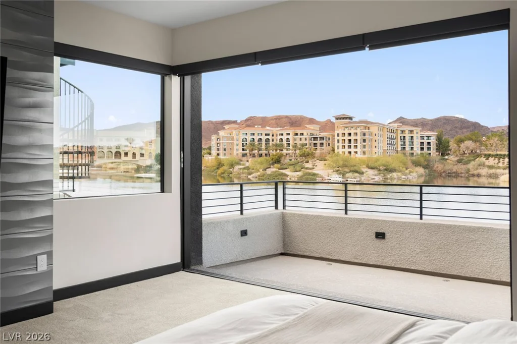34 Lakefront, Henderson, NV 89011