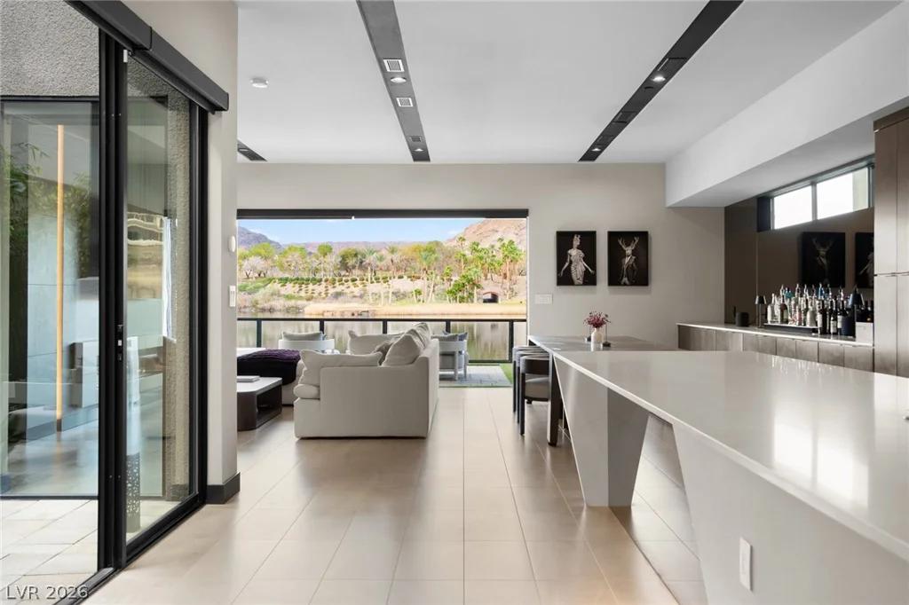 34 Lakefront, Henderson, NV 89011