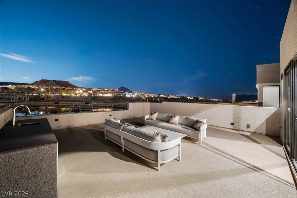 34 Lakefront, Henderson, NV 89011