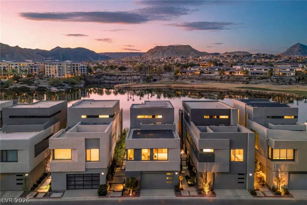 34 Lakefront, Henderson, NV 89011
