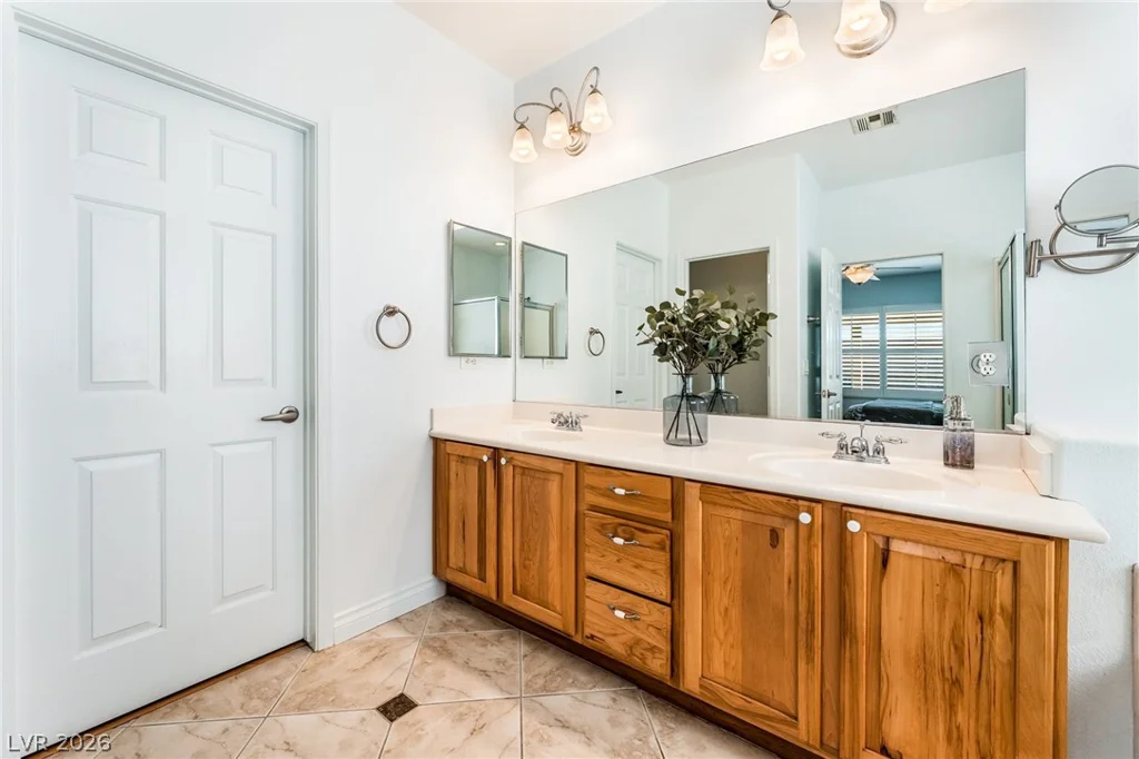 7213 Gran Paradiso, Las Vegas, NV 89131