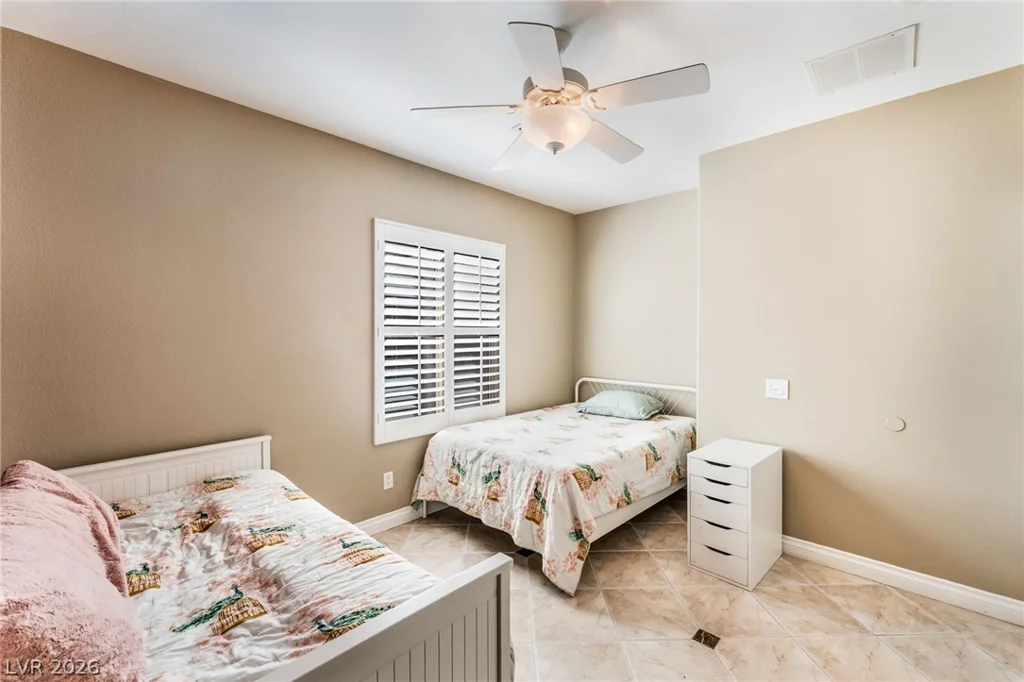 7213 Gran Paradiso, Las Vegas, NV 89131